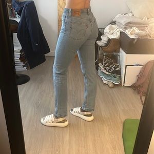 Levi - Vintage Light Wash Straight Leg Jeans - Size W28, L32